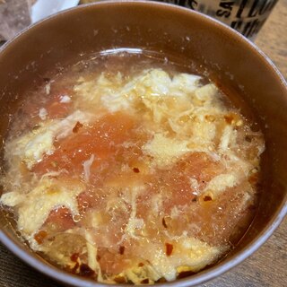 卵とトマトのピリ辛スープ